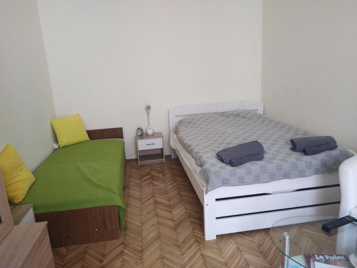 Adrienn Apartment Budapest Ngoại thất bức ảnh