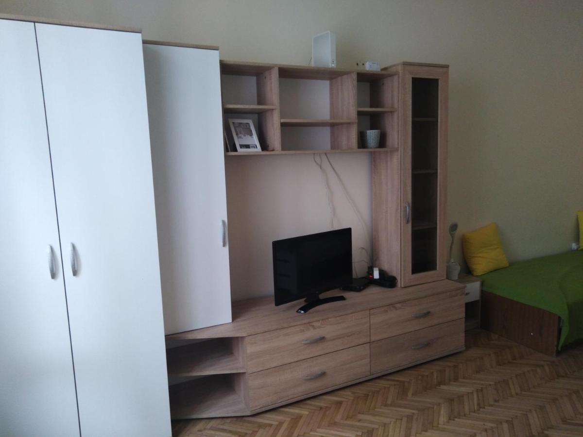 Adrienn Apartment Budapest Ngoại thất bức ảnh